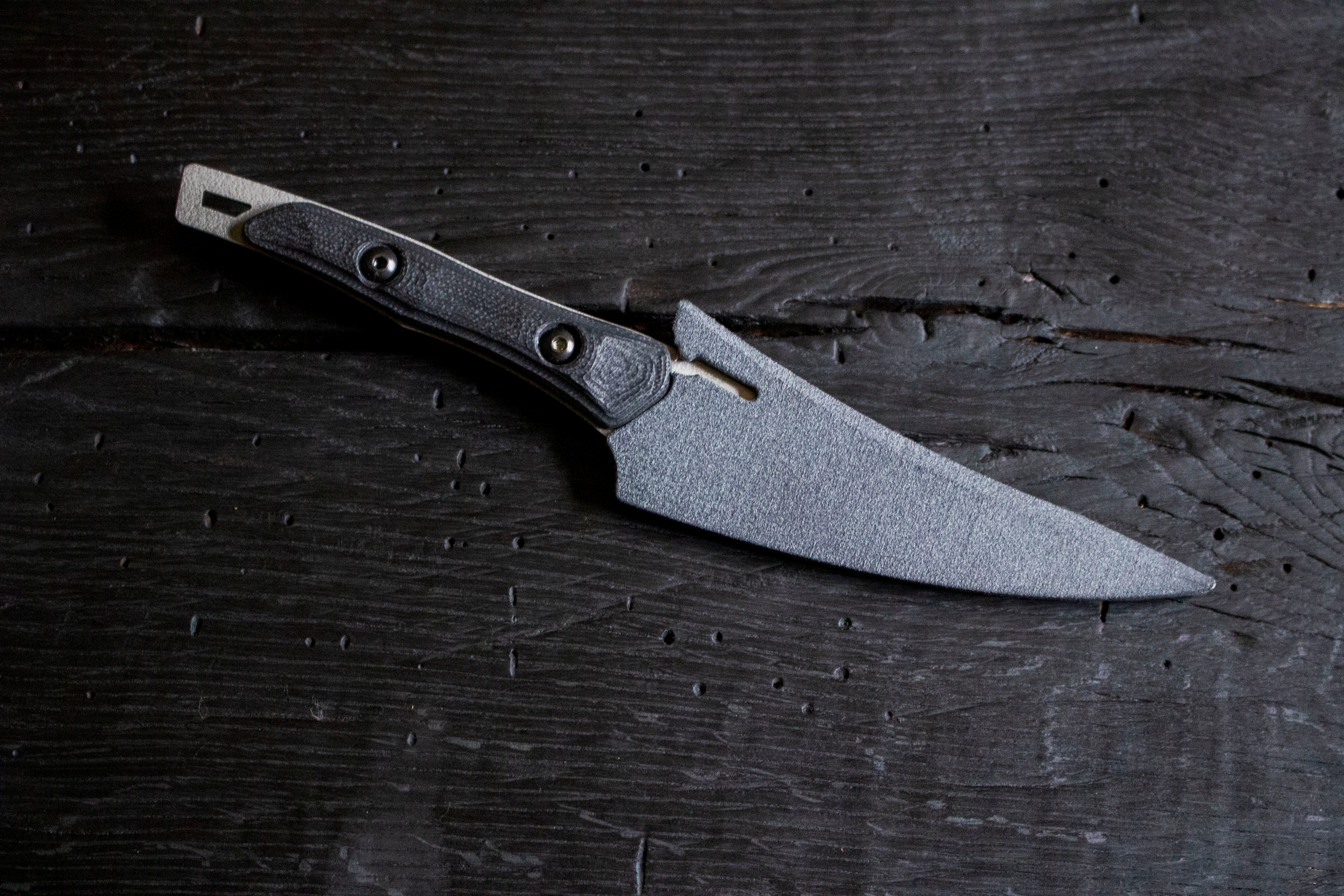 Silver Skinner - Black