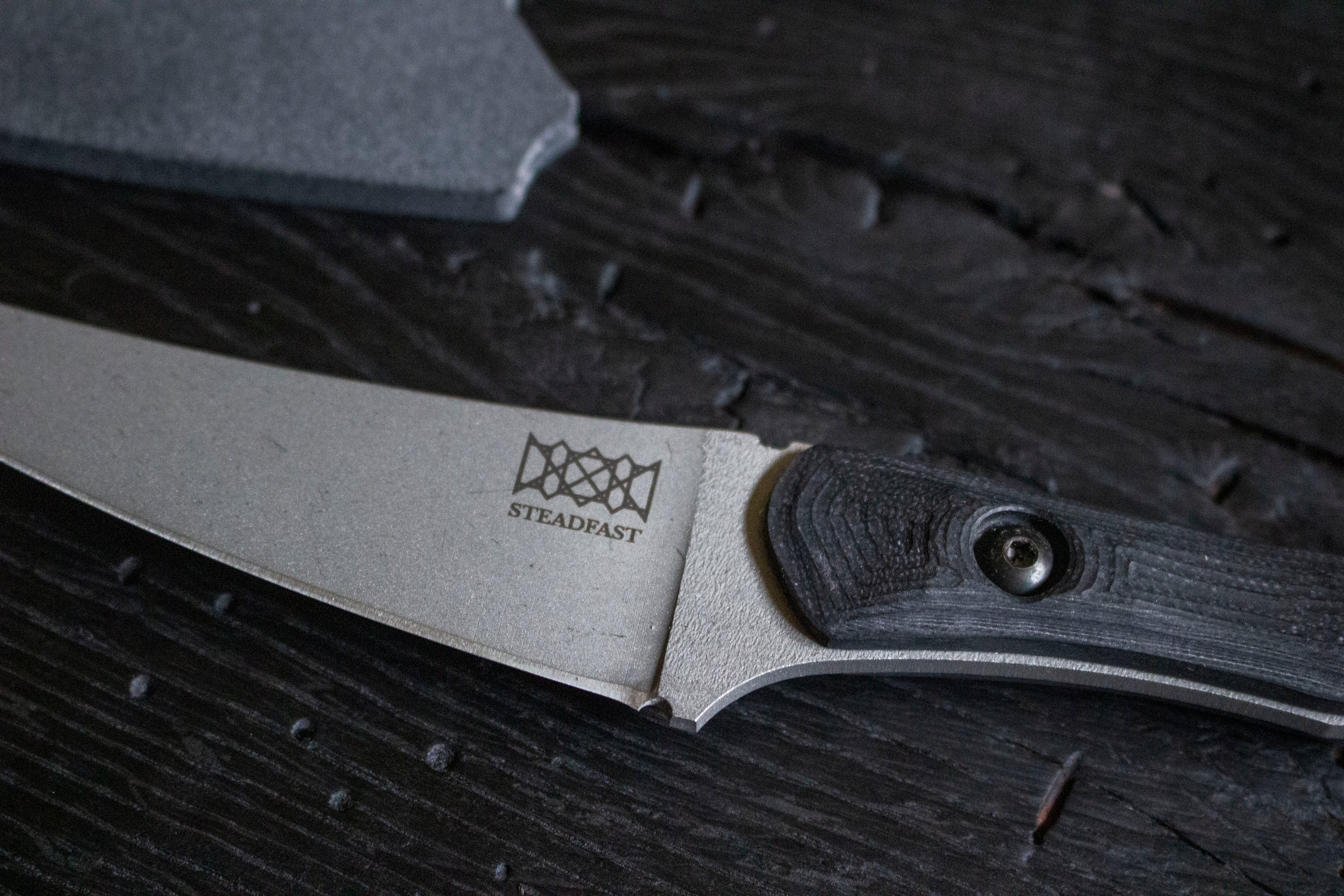 Silver Skinner - Black